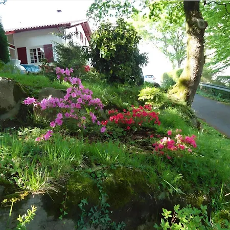 Bed and breakfast Gastandeia 3*